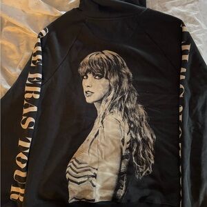 Black Graphic Women's Top